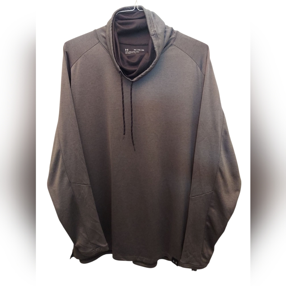Mens Under Armour Shirt, Size XXL, GUC